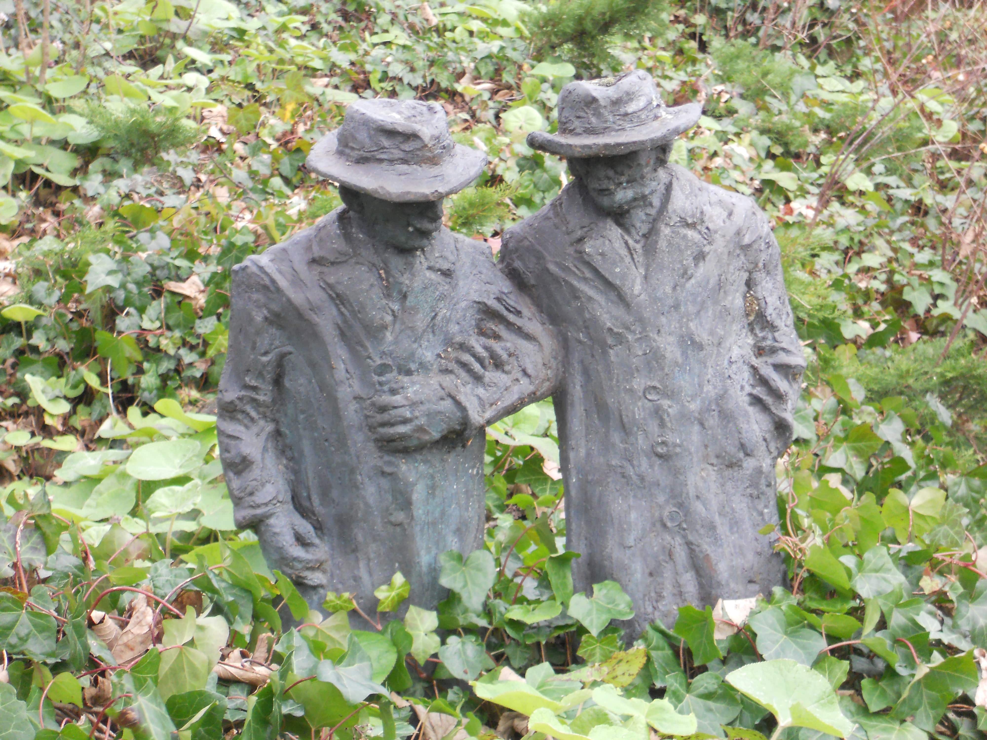 Vintage Boys statue on Ray Mill Island