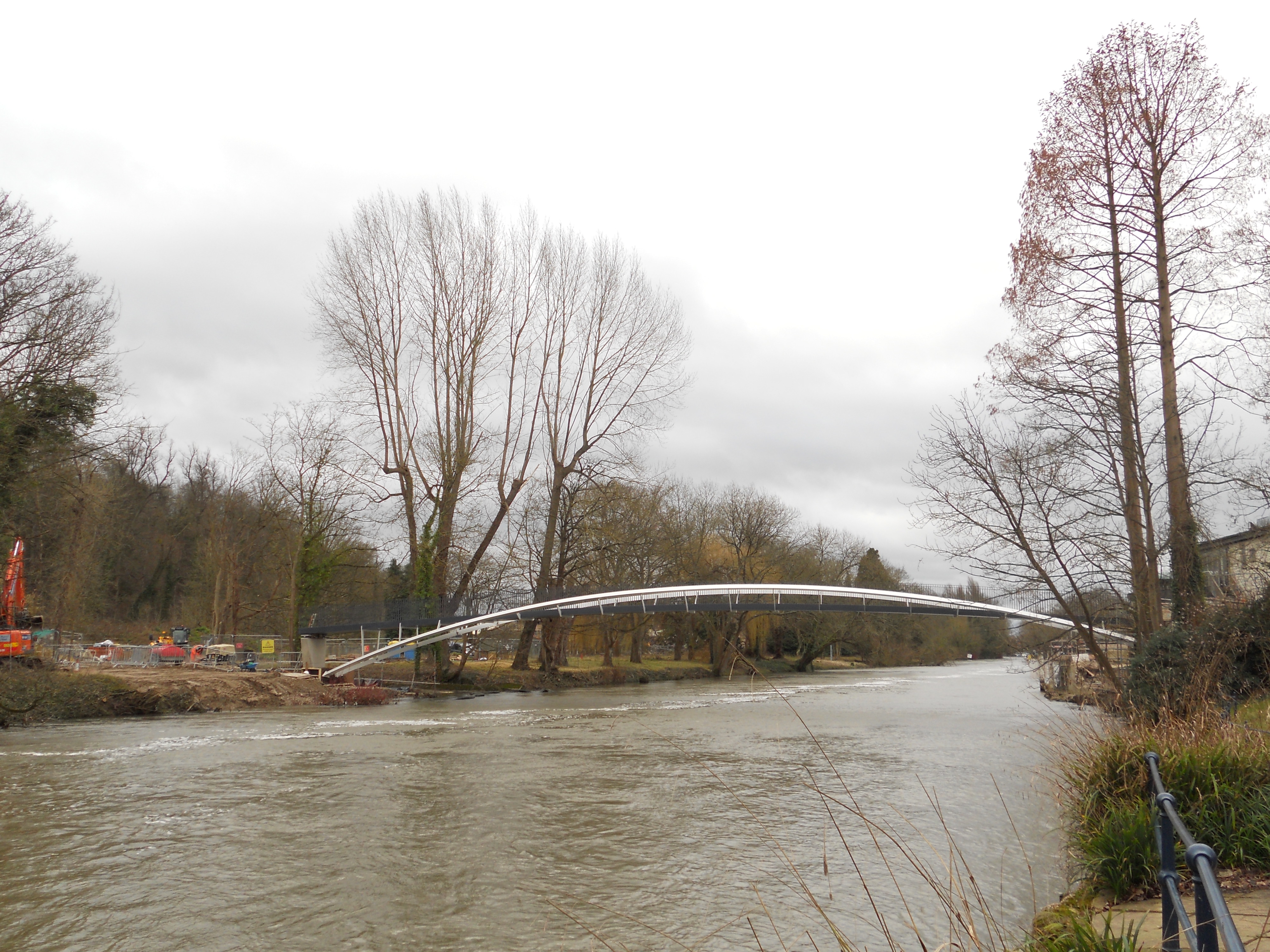New bridge linking Ray Mill Island to Jubilee Meadows