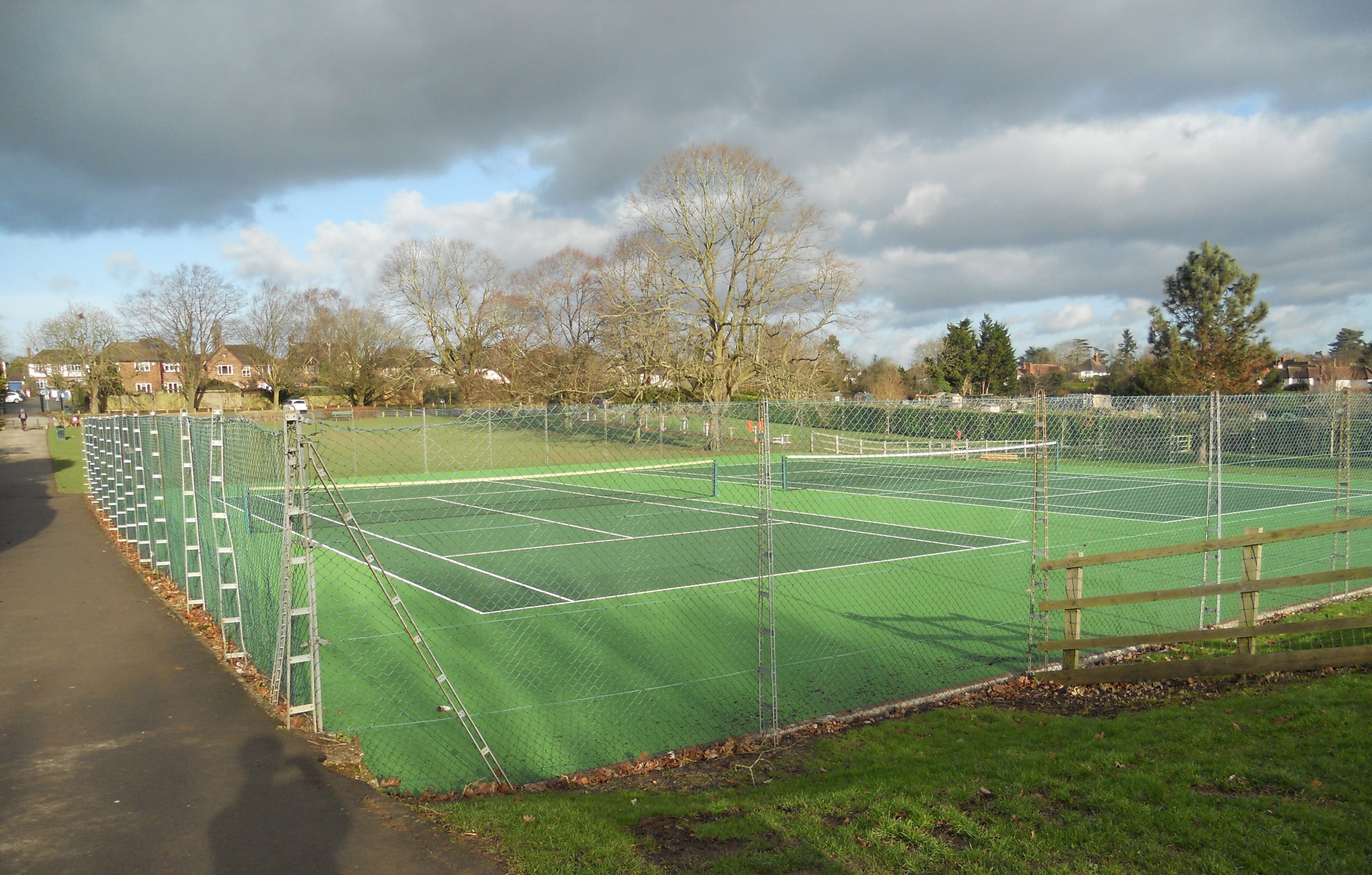 Oaken Grove Tennis Courts