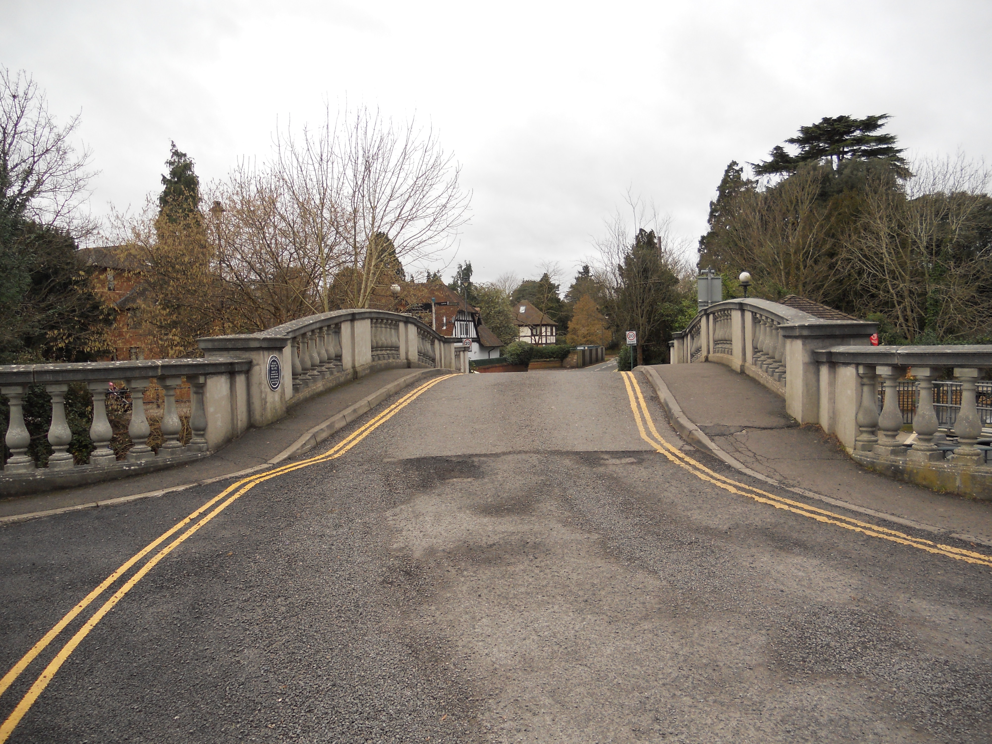 Bridge from Ray Mead Road across to Ray Mill Island