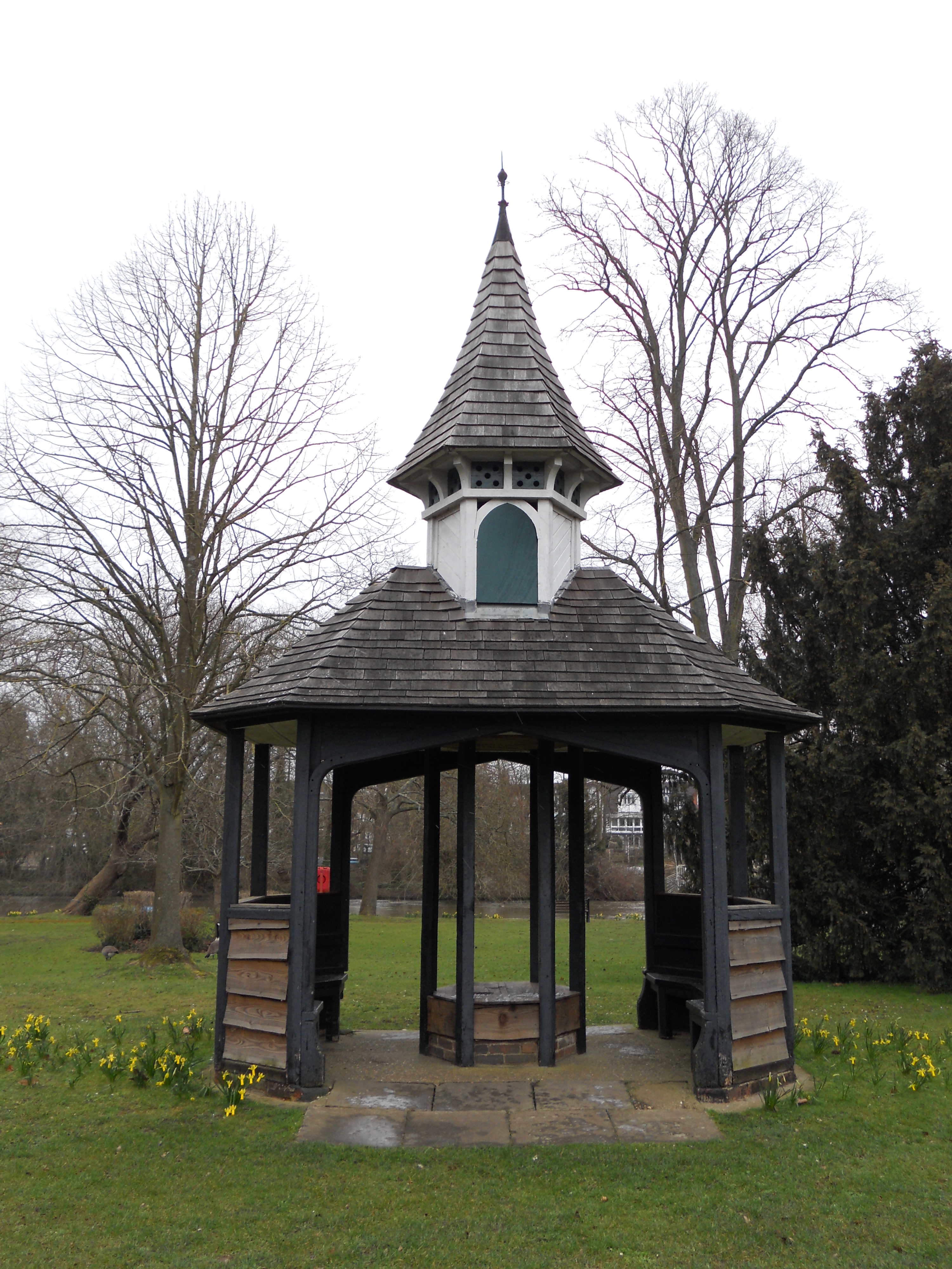 Guards Club Park statue