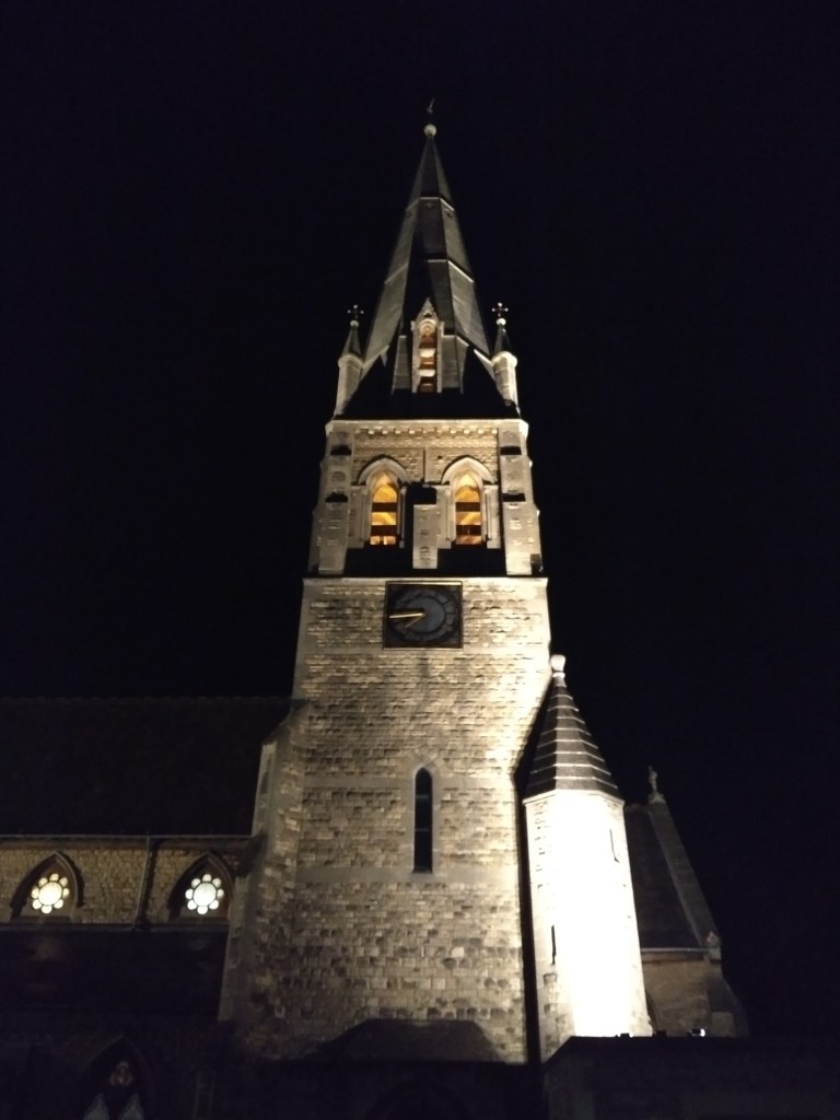 Night views of St Luke's Church