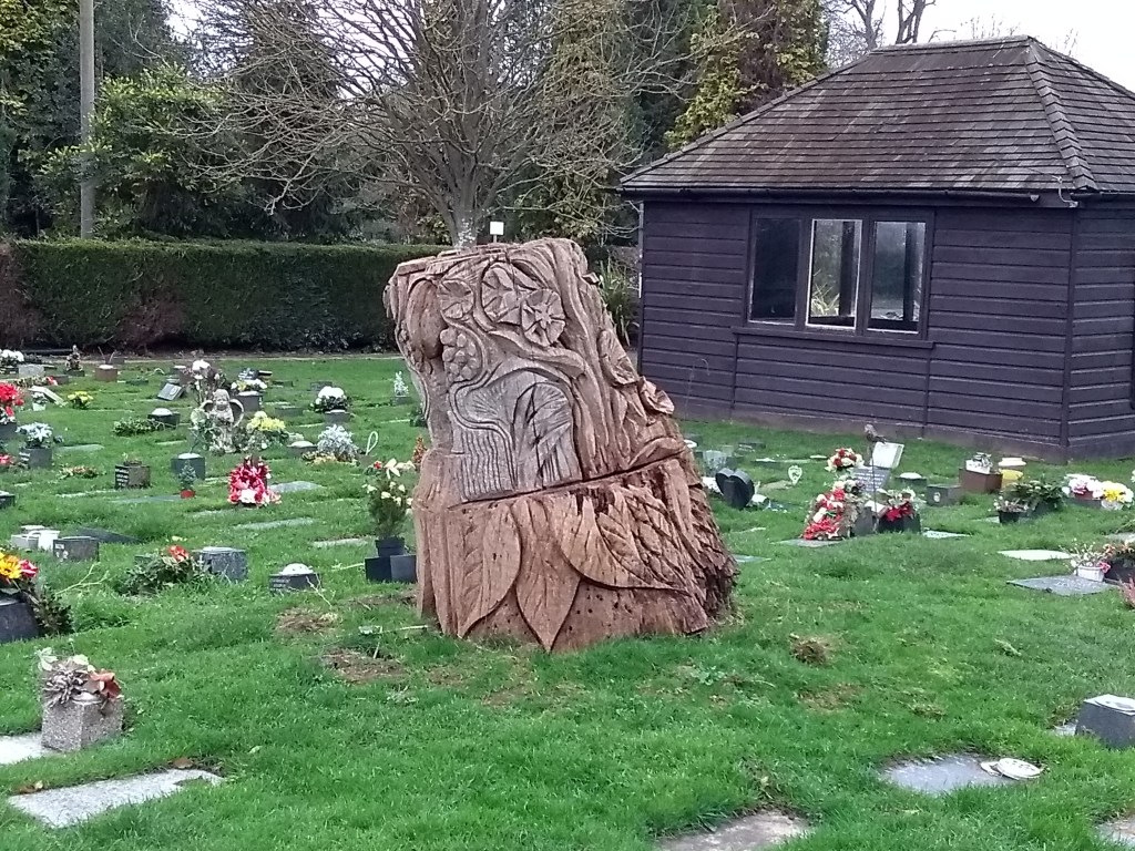 Braywick Cemetery - Wood Carving