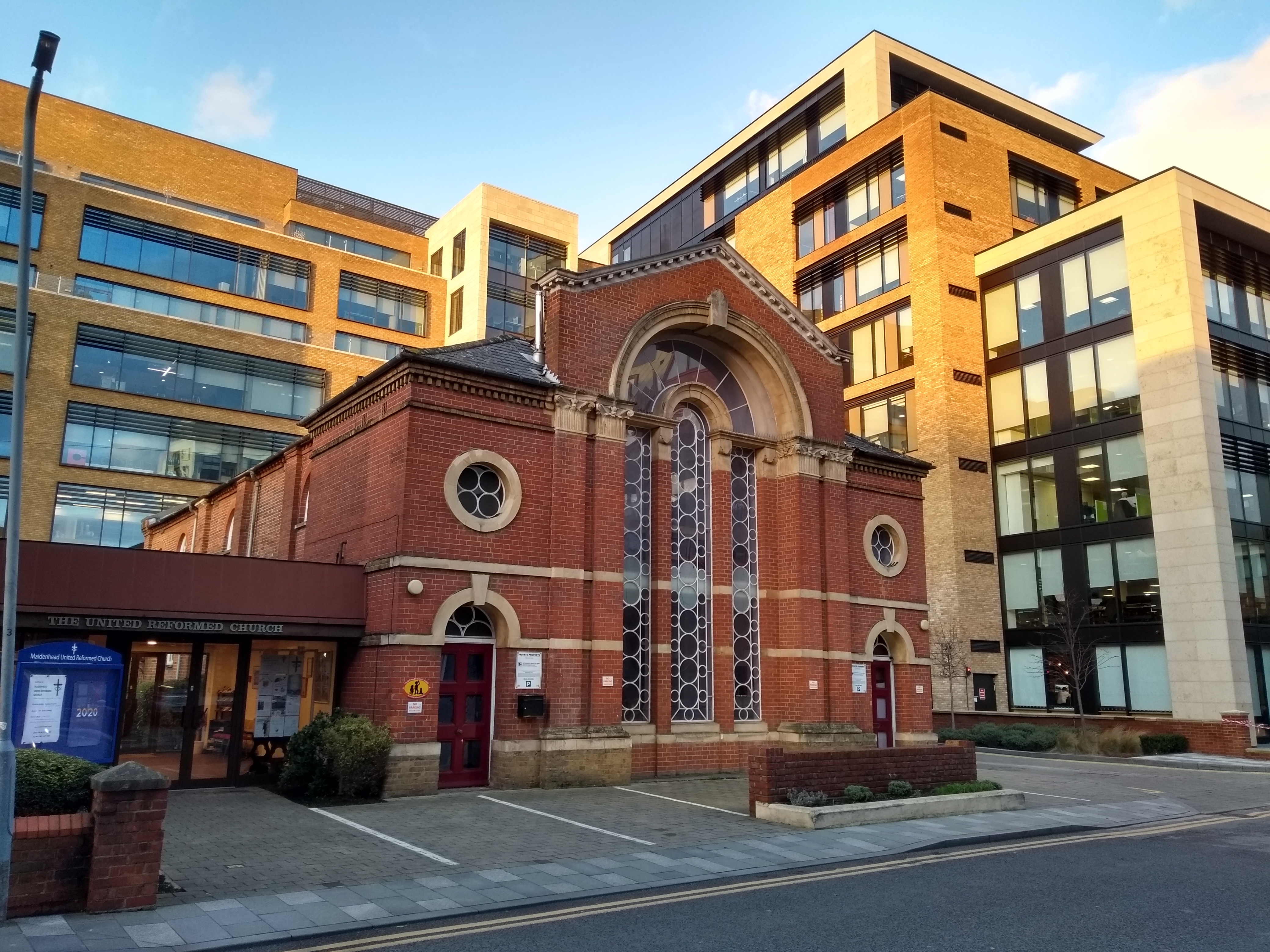 United Reformed Church looking towards Market Street