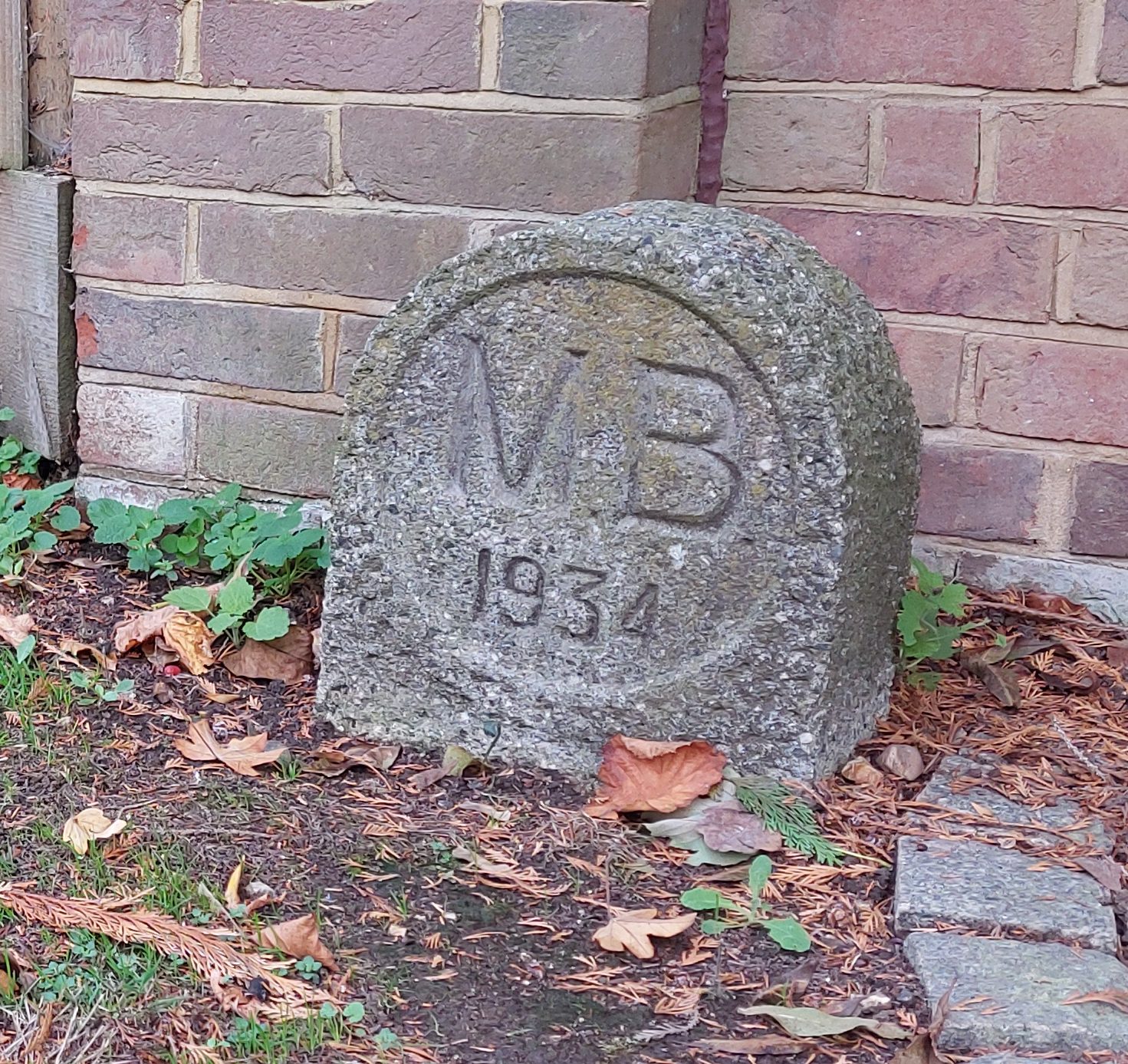 Boundary Stone MB4 Cherry Garden Lane